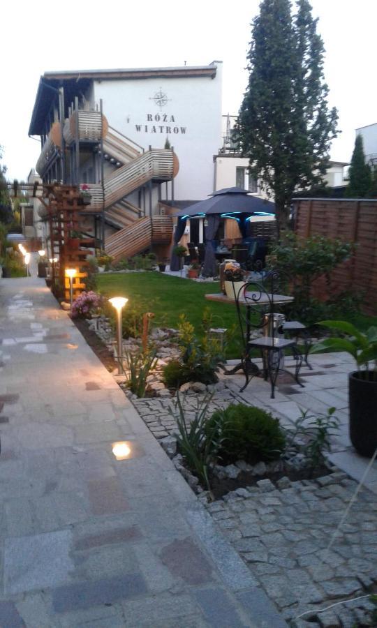 Roza Wiatrow Dom Wypoczynkowy Kołobrzeg Exterior foto